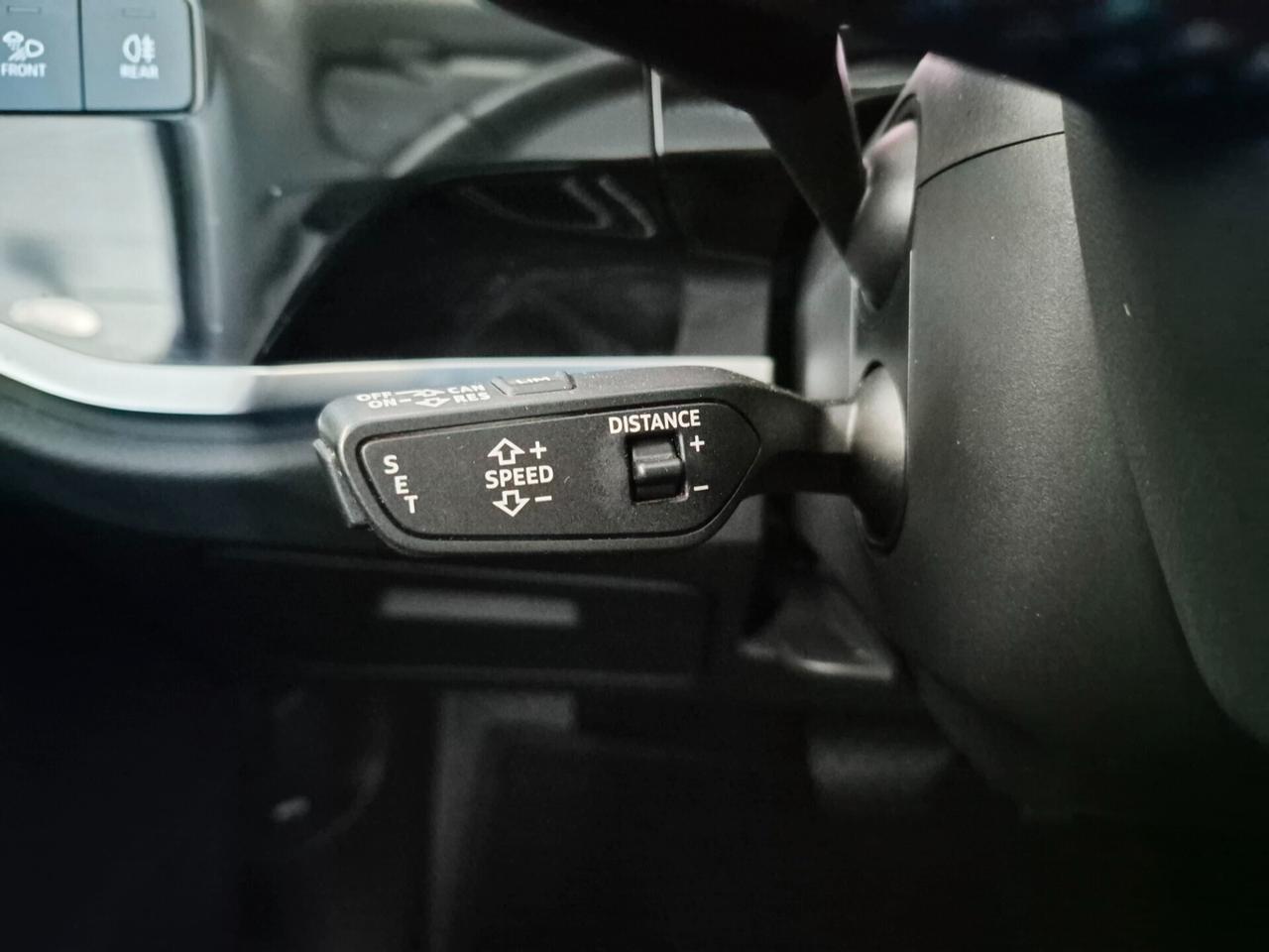 Audi Q3 SPORTBACK 35 TDI S LINE S-TRONIC IDENTITY BLACK LED NAVI CARPLAY WIRELESS C.19" 1 PROPRIETARIO