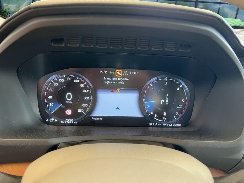 Volvo XC90 B5 (d) AWD Geartronic 7 posti Inscription