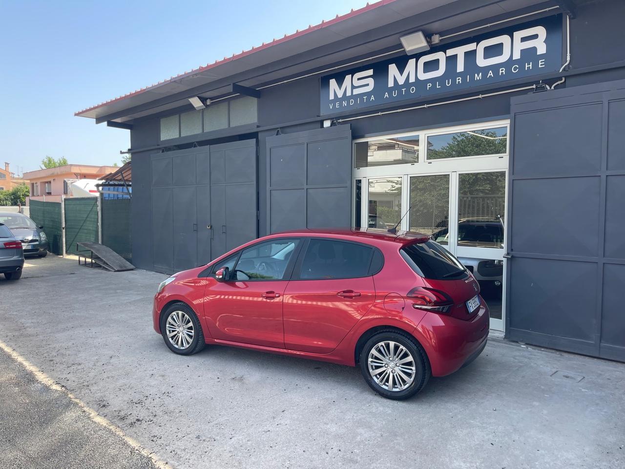 Peugeot 208 PureTech 82 5 porte Allure