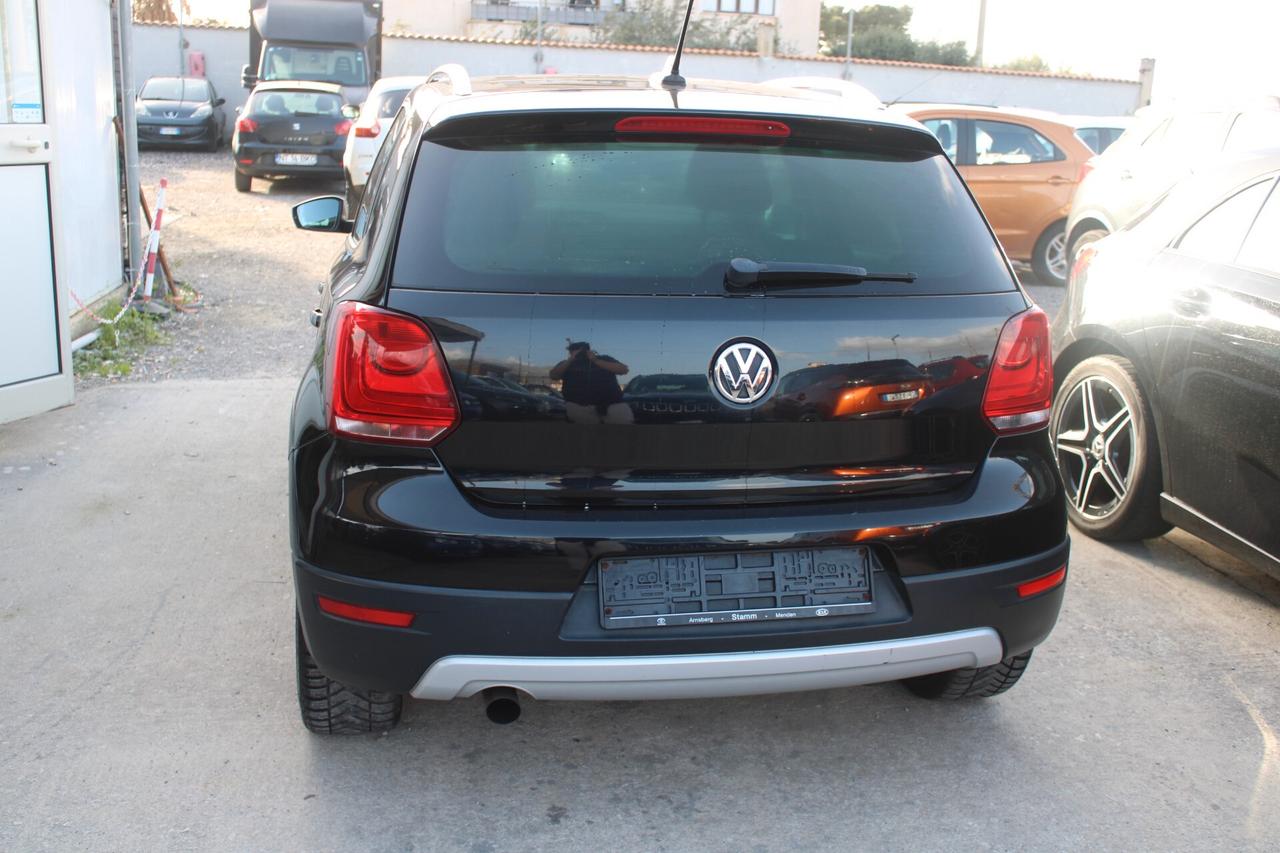 Volkswagen Polo cross 1.6 TDI 90CV DPF DSG 5 porte Highline