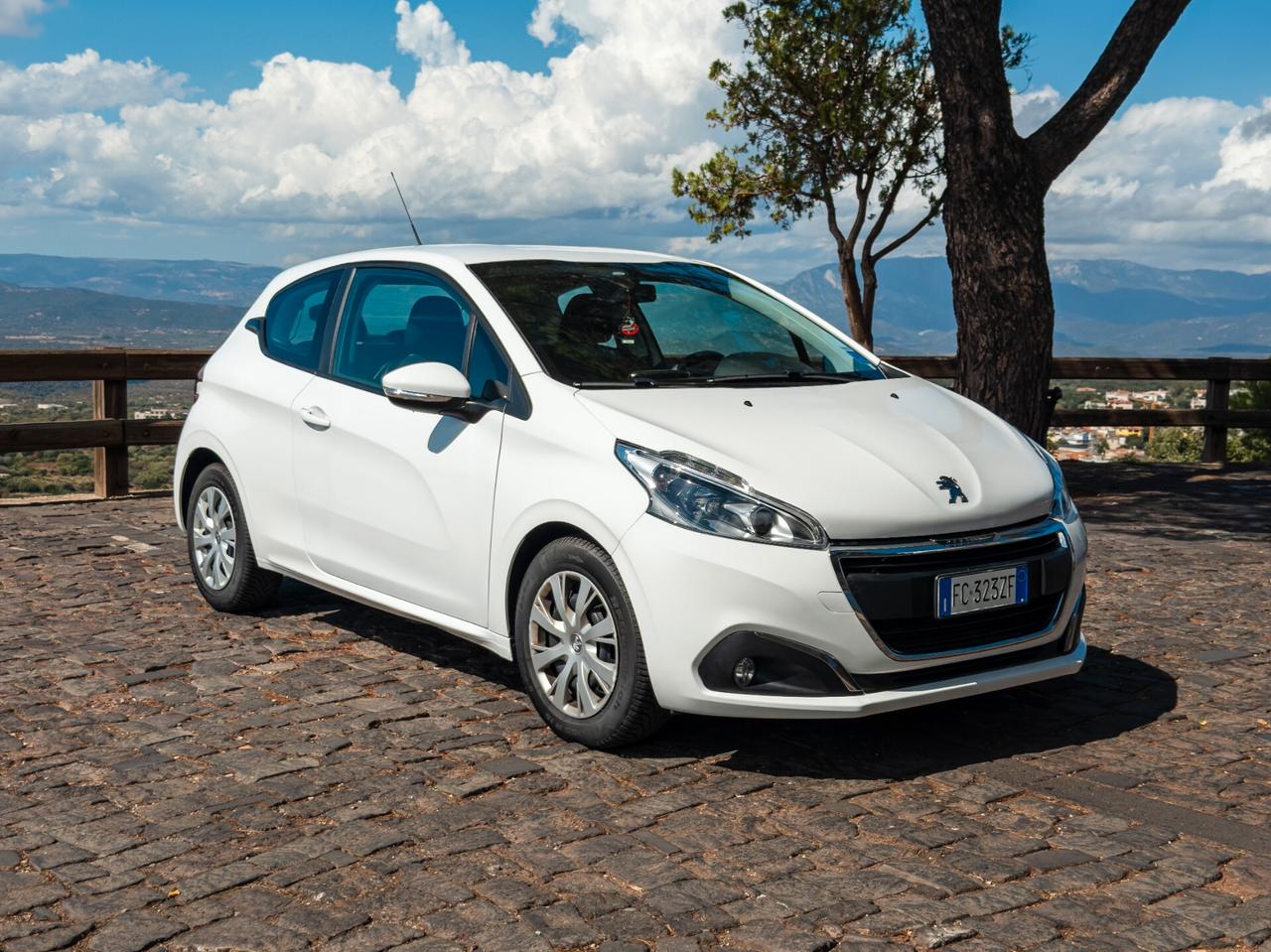 Peugeot 208 1.6 BlueHDi 75 CV Active - 2016