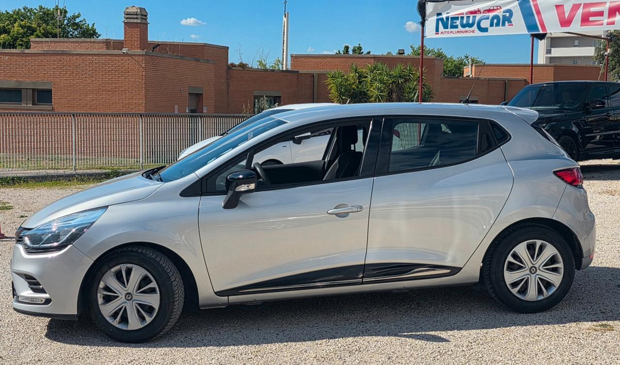 Renault Clio dCi 8V 75 CV 5 porte Moschino Life