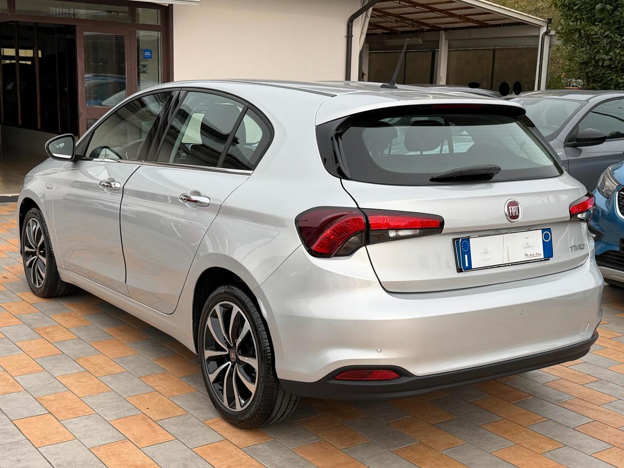 Fiat Tipo 1.6 M.JET 120 cv. 5 porte LOUNGE