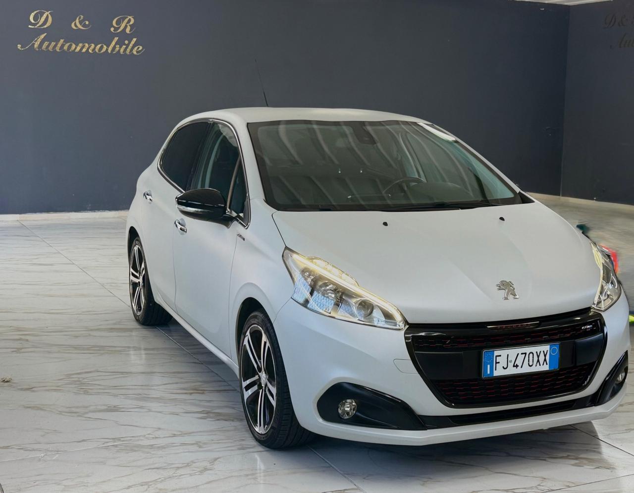 Peugeot 208 BlueHDi 100 5 porte GT Line