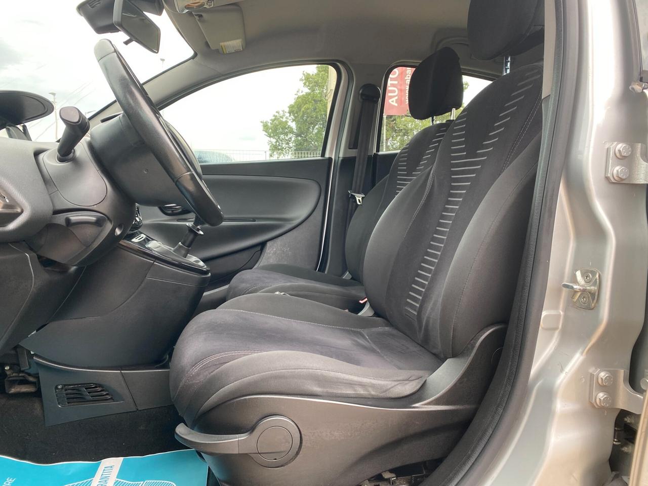 LANCIA - Ypsilon - 1.2 69 CV 5 porte GPL - UNIPRO. - NEOPATENTATI - FINANZIABILE