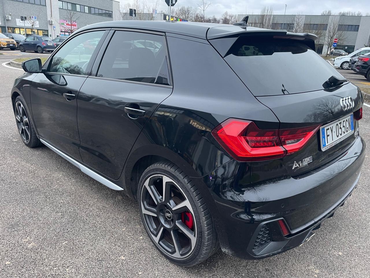 Audi A1 SPB 40 TFSI S tronic line*Automati*Navi*