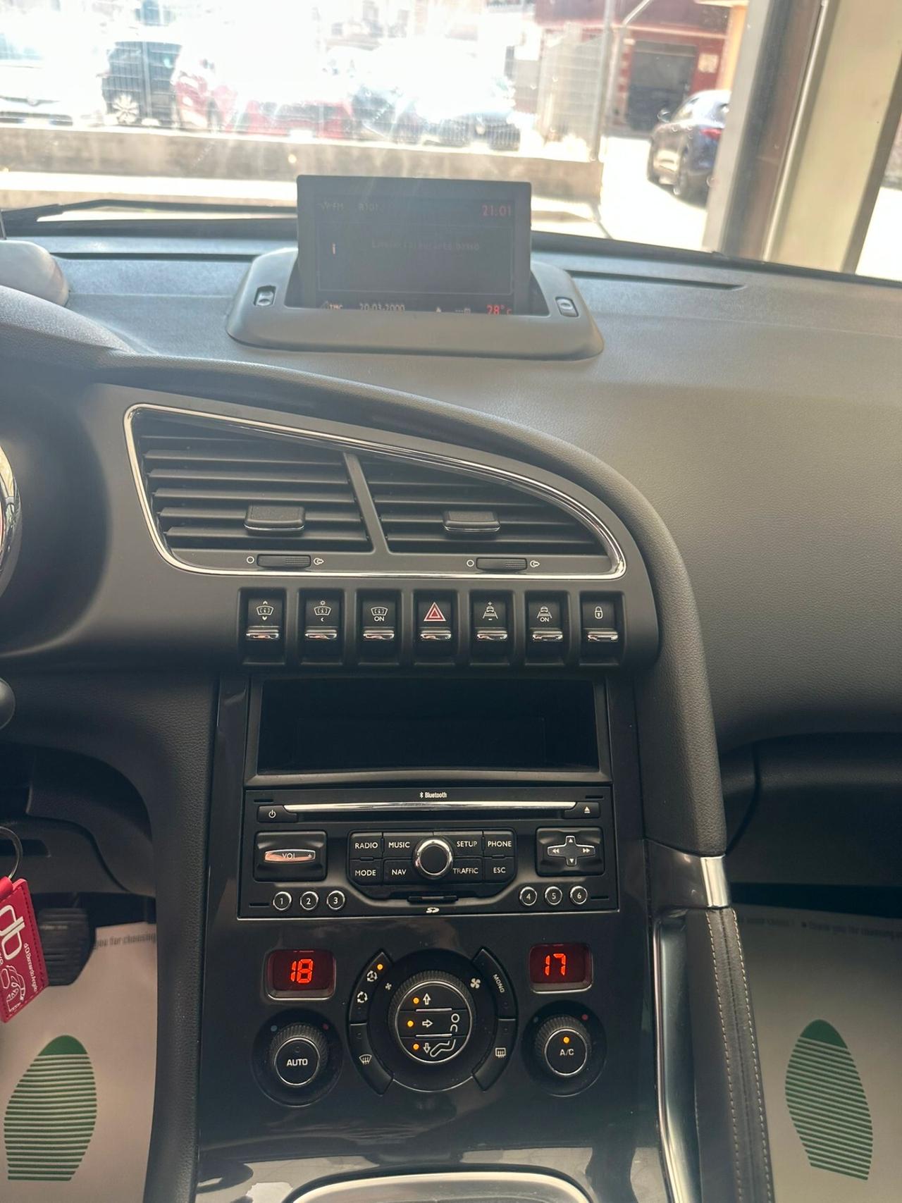 Peugeot 3008 2.0 HDi 150CV Outdoor