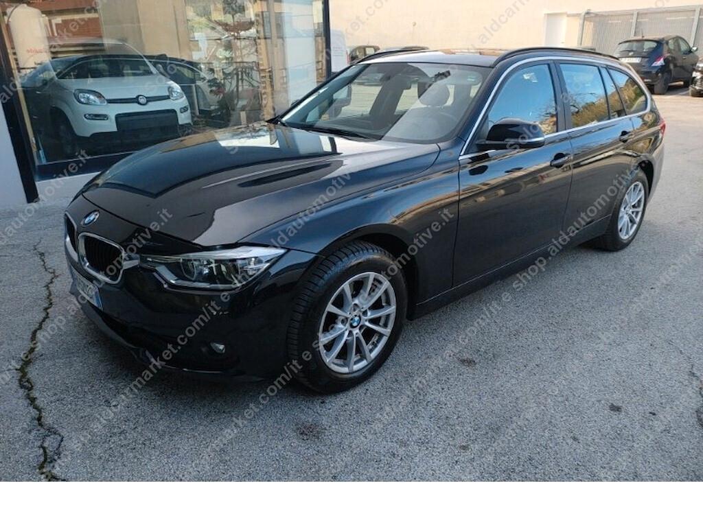 Bmw 318d Touring 150cv Aut. *FULL OPT.* da VETRINA