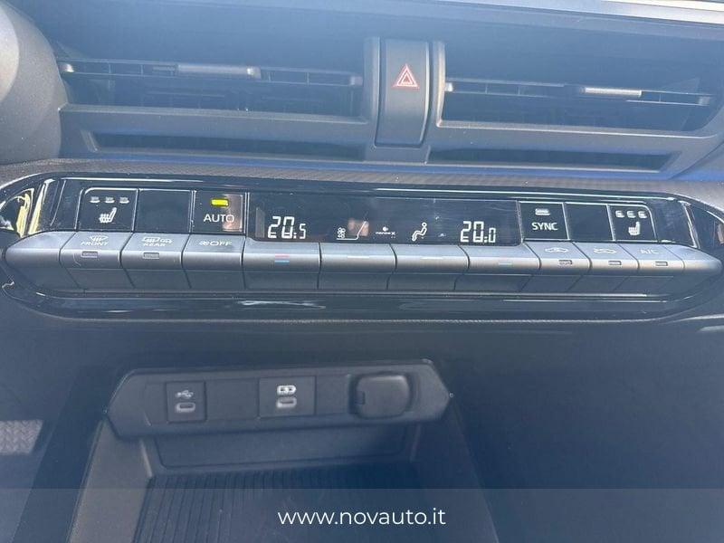 Toyota Prius Plug-in Hybrid Lounge