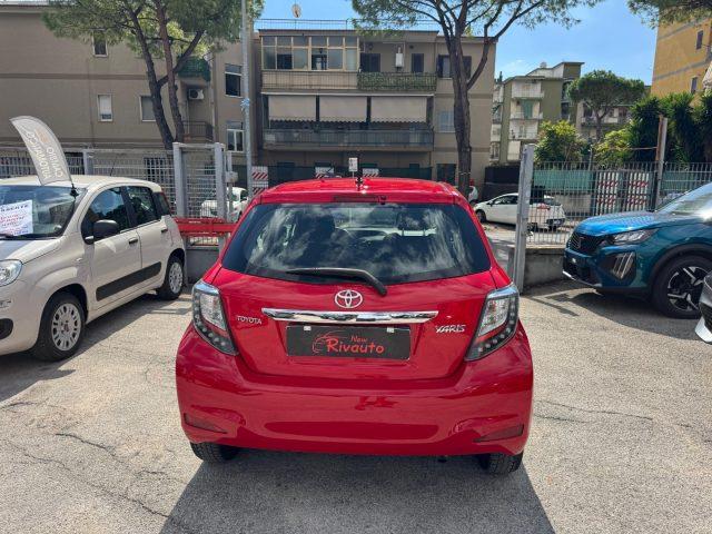 TOYOTA Yaris 1.4 D-4D 5 porte Active