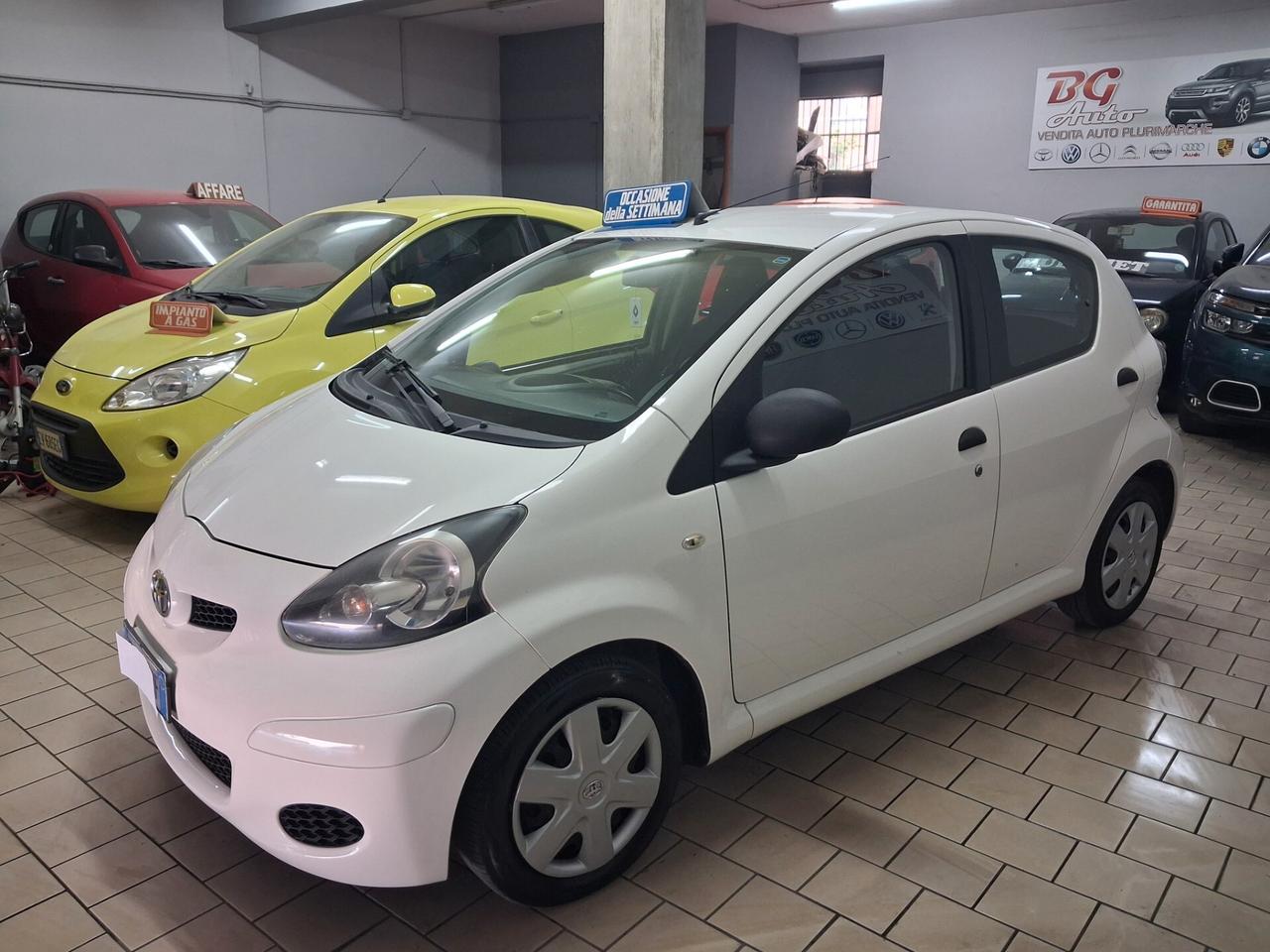 Toyota Aygo 1.0 12V VVT-i 5 porte unico prop 2012