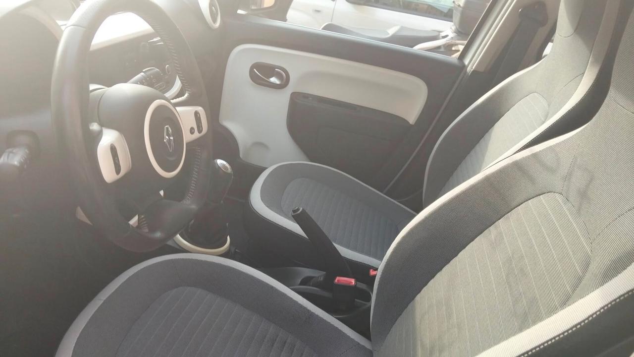 Renault Twingo SCe Stop&Start La Parisienne