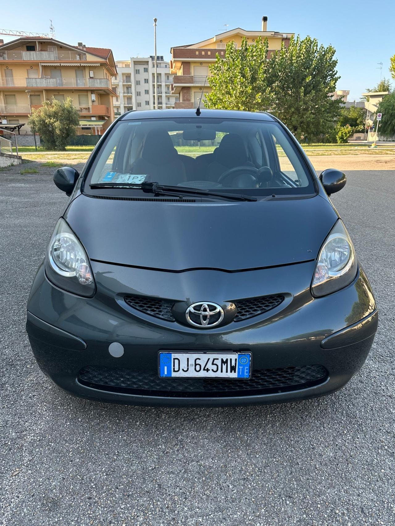 Toyota Aygo 1.0 12V VVT-i 3 porte Sol