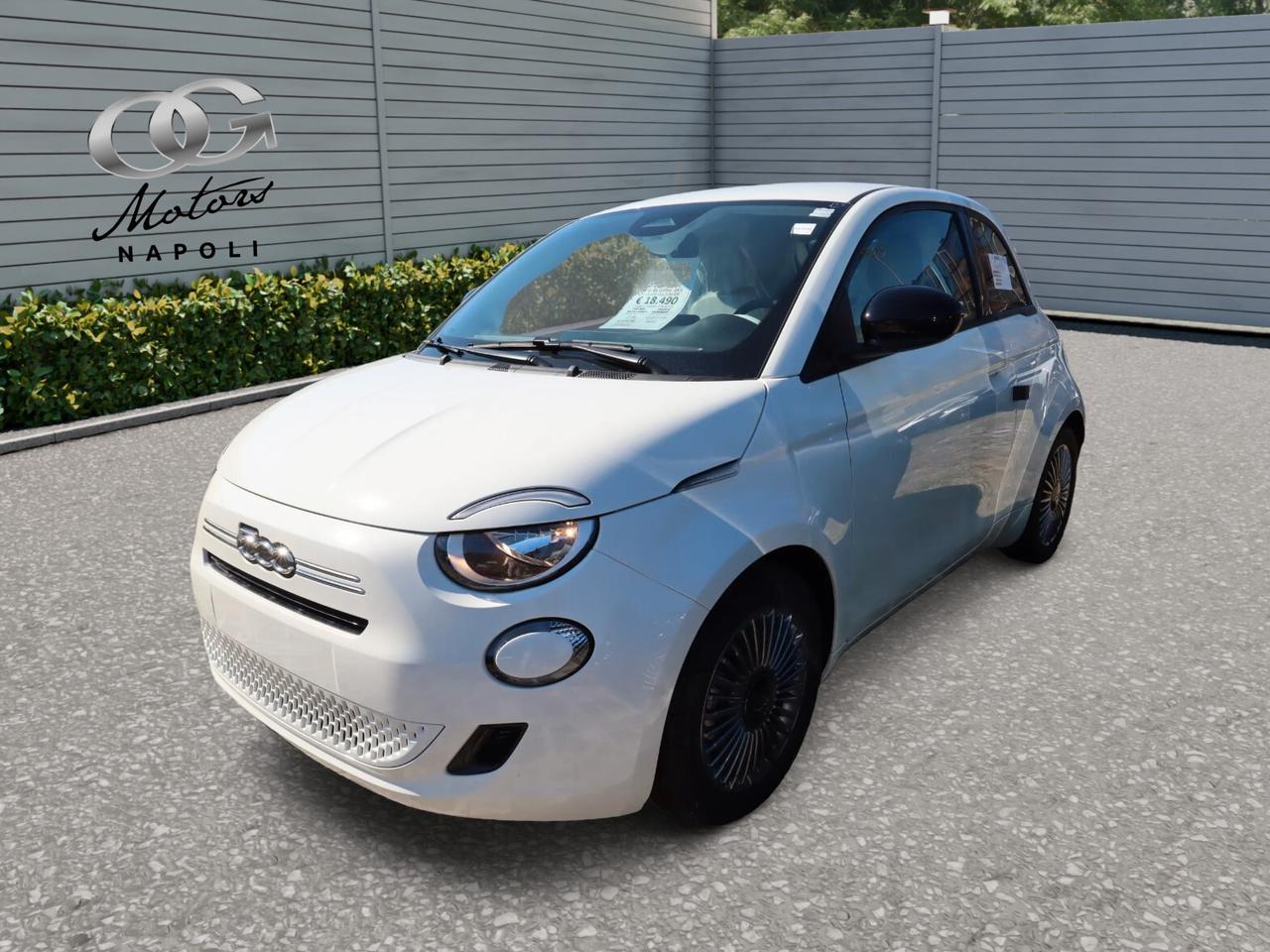 FIAT New 500 1.0cc 65cv Hybrid ICON + Pack Comfort