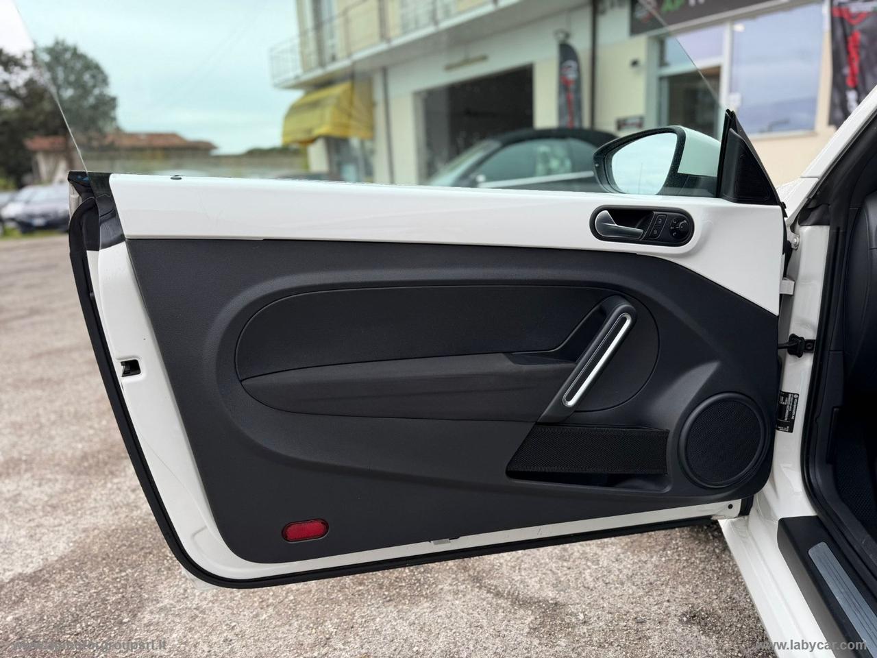 VOLKSWAGEN Maggiolino 1.6 TDI Design