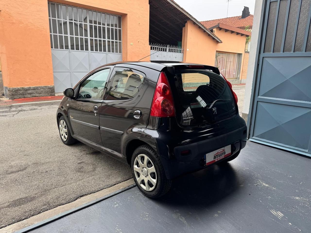 Peugeot 107 1.0 68CV 5p. Sweet Years
