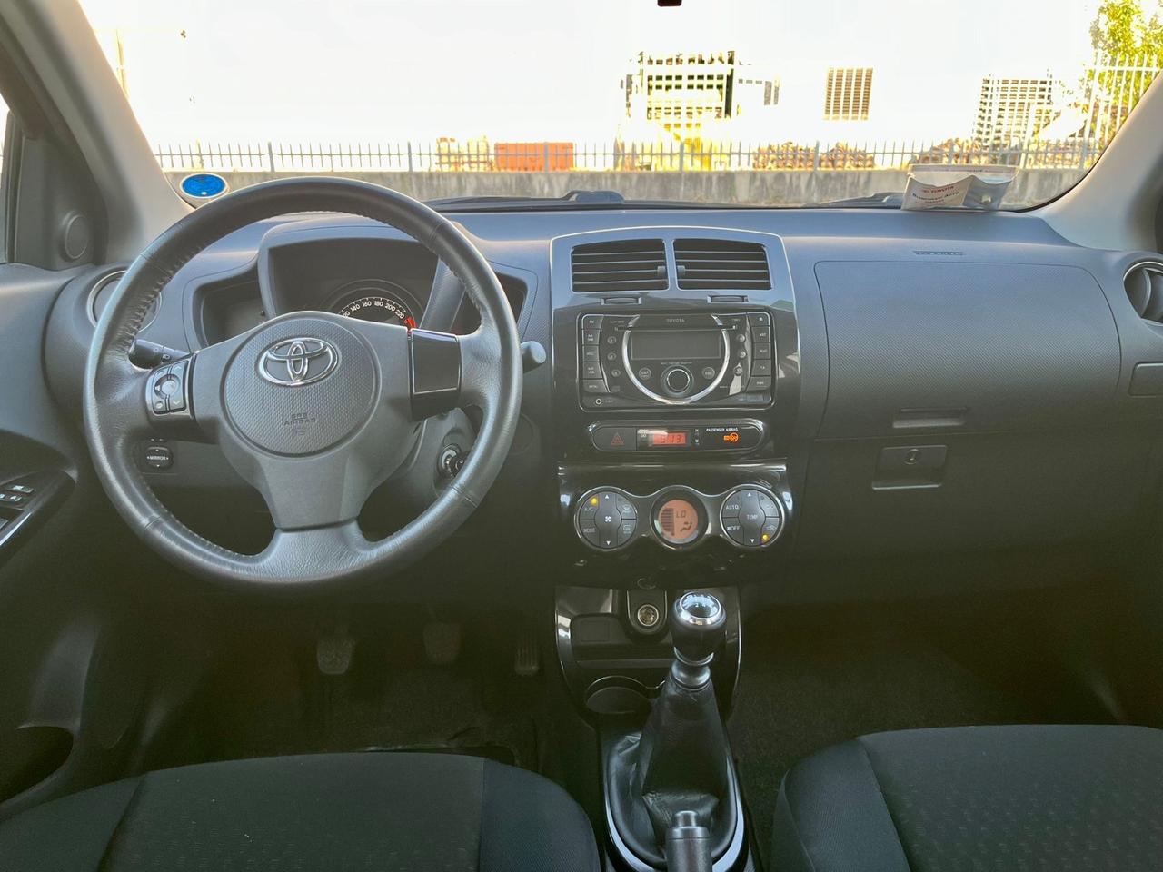 Toyota Urban Cruiser 1.4 D-4D 4x4 2012 145.000km perfetta