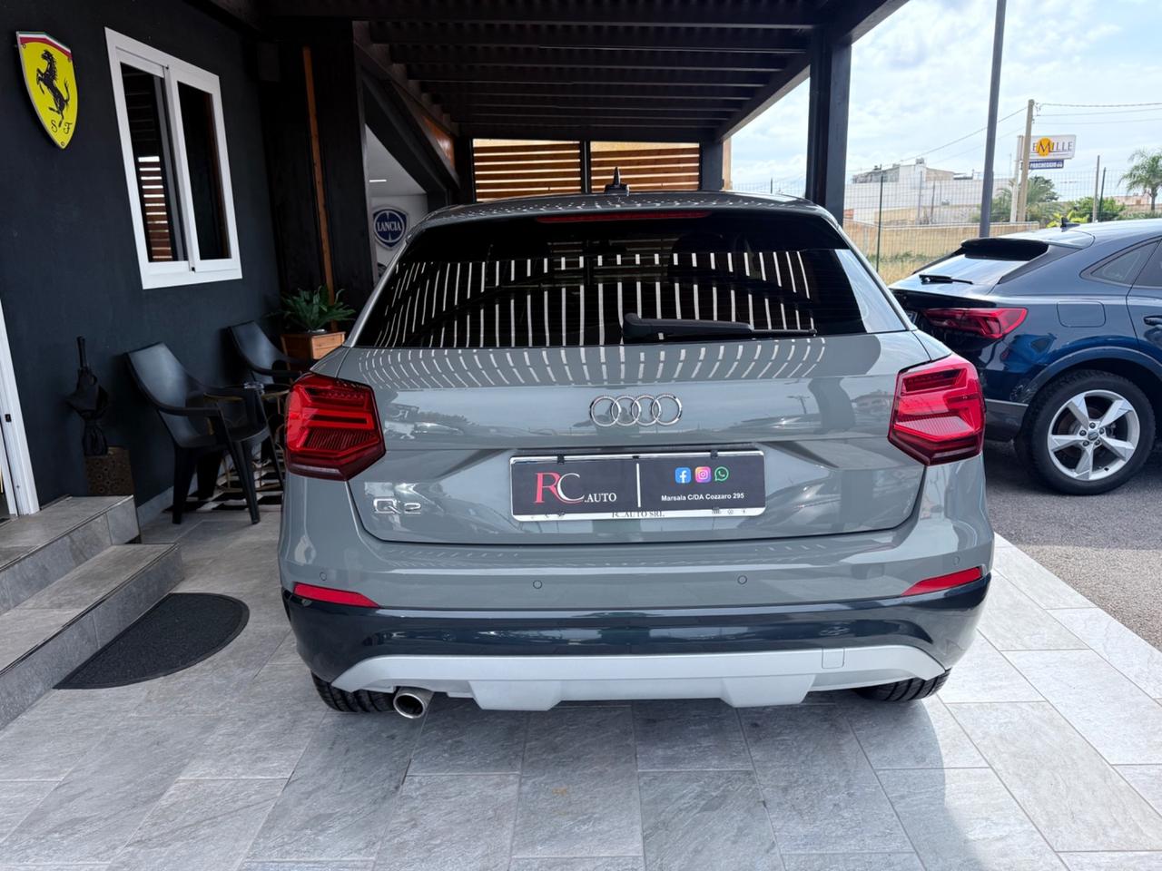 Audi Q2 30 TDI S tronic Identity Black