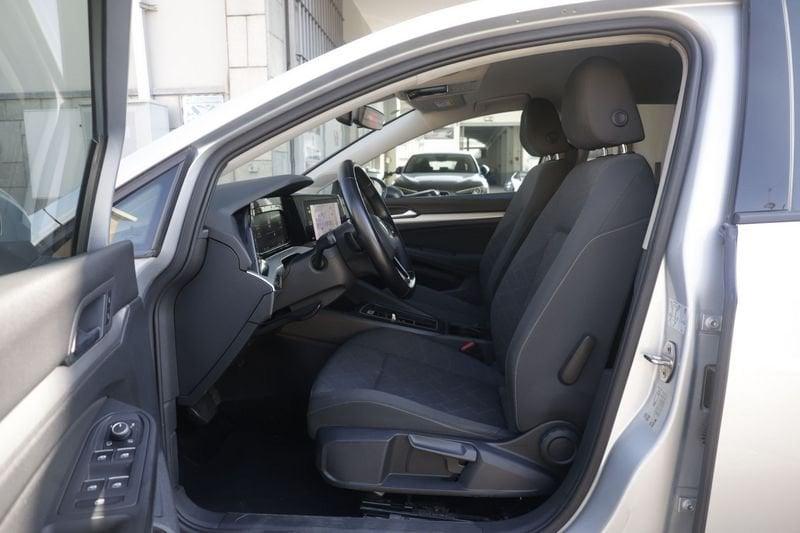 Volkswagen Golf Volkswagen Golf 1.5 TGI Life DSG BENZINA/METANO Unicoproprietario