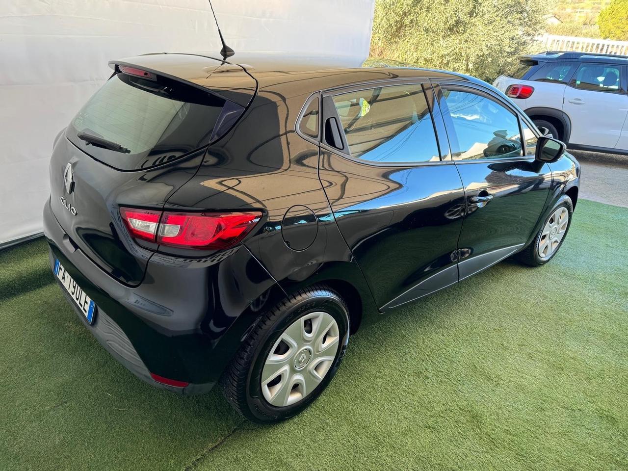 Renault Clio 1.2 75CV GPL 5 porte Live NEOPATENTATI