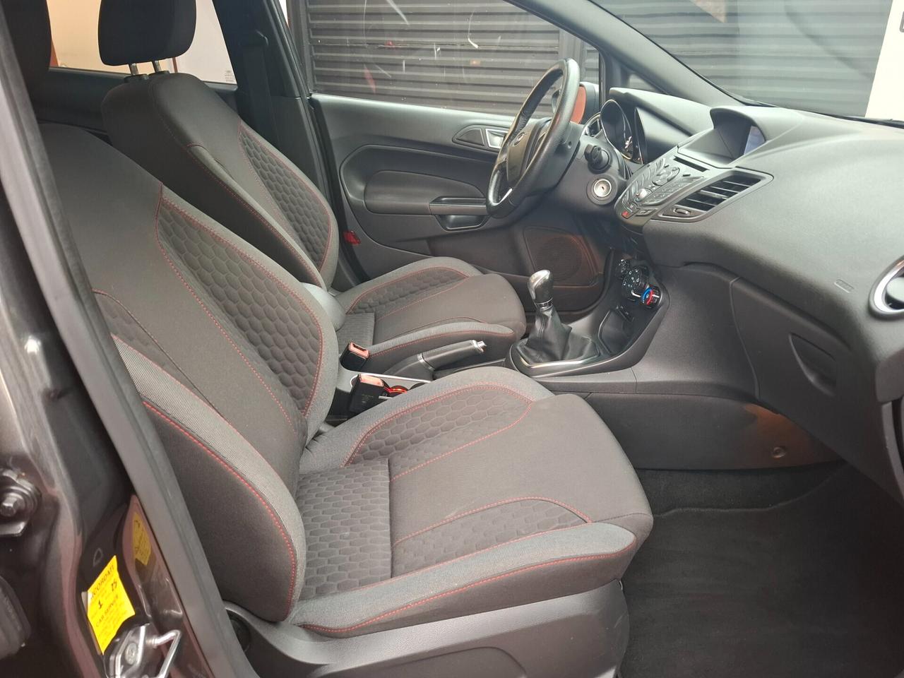 Ford Fiesta st line 5 porte