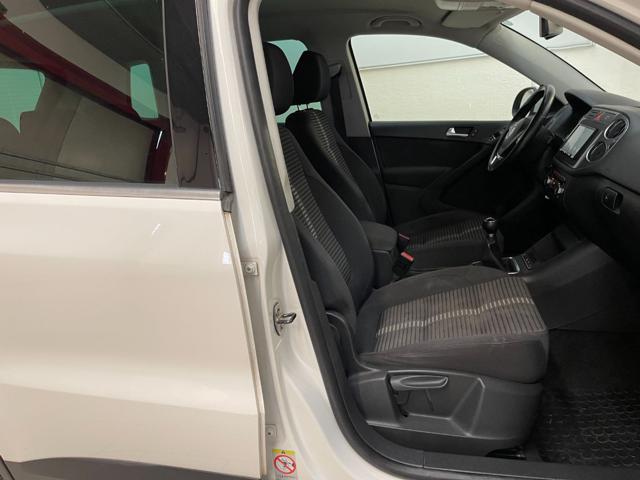 VOLKSWAGEN Tiguan 2.0 TDI 140 CV 4MOTION Sport & Style