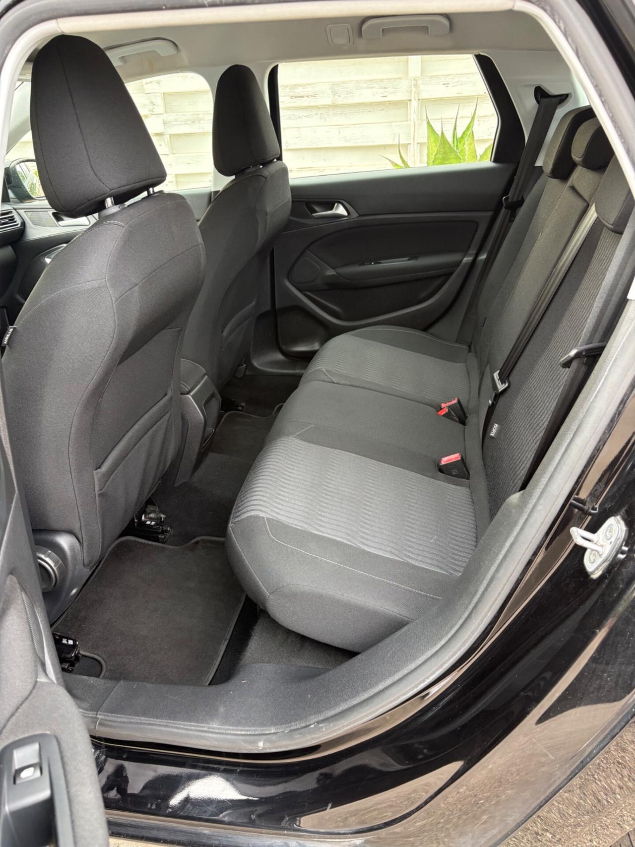 Peugeot 308 BlueHDi SW zero lavori da fare - 2014