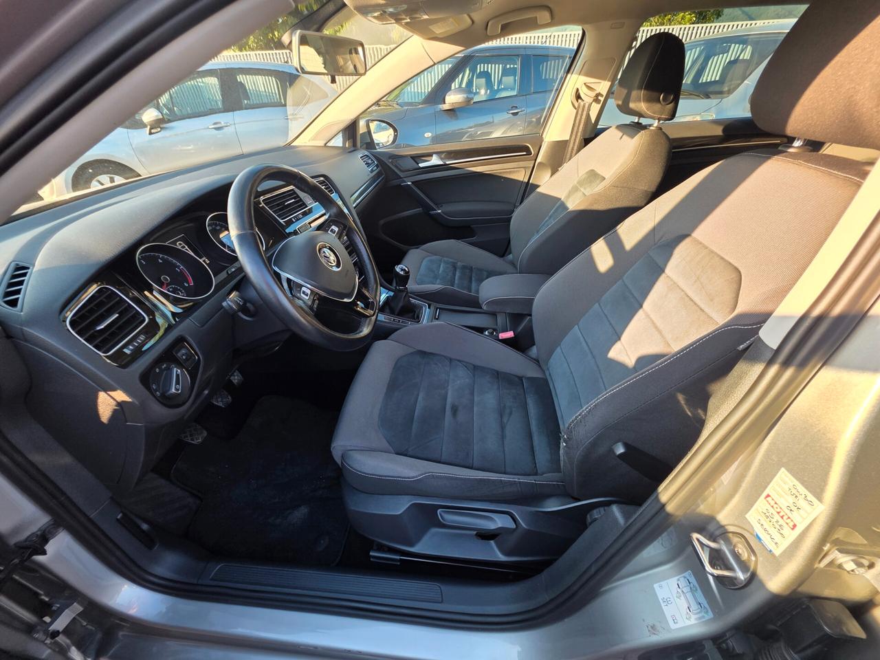Volkswagen Golf Variant 1.6 TDI 110cv garantita 12 mesi