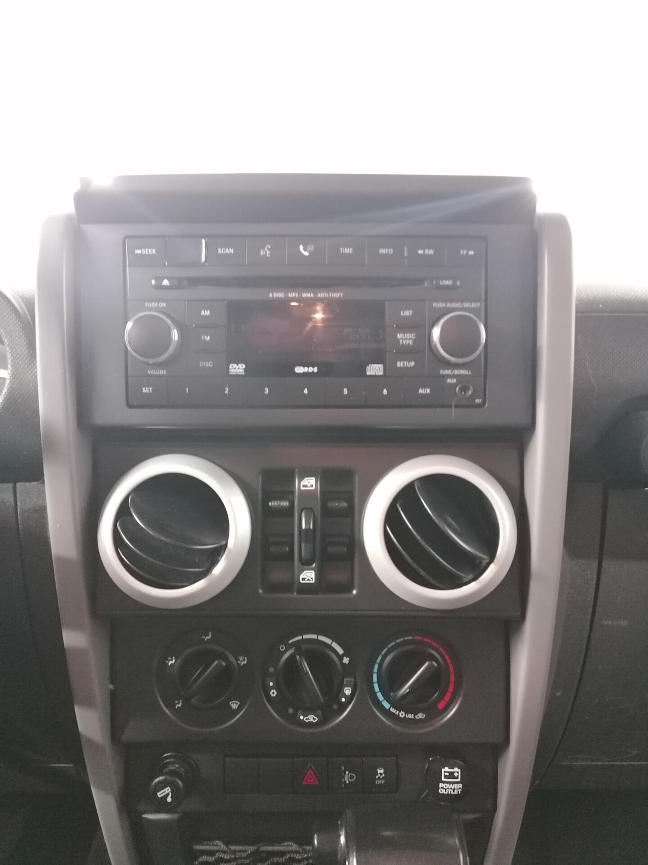 Jeep Wrangler 2.8 CRD DPF Sahara