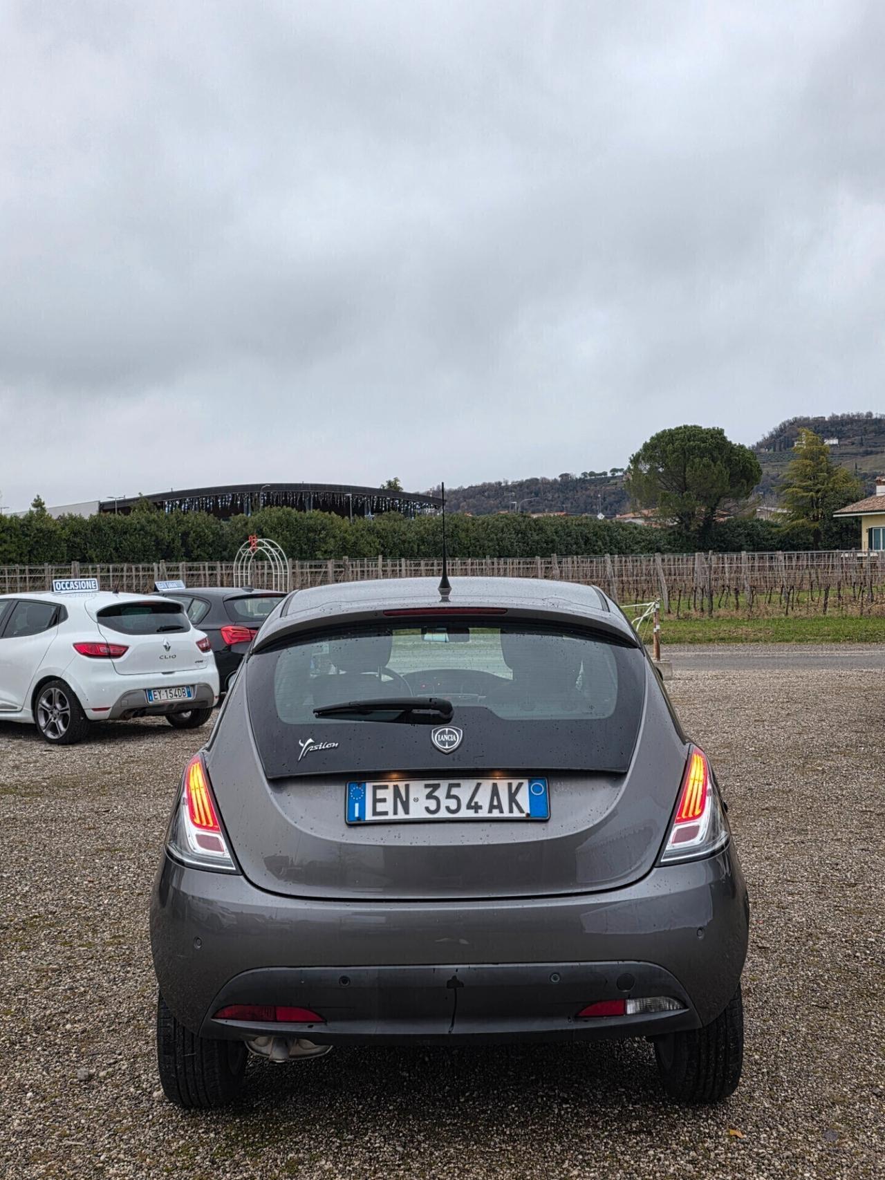 Lancia Ypsilon 1.3 MJT 16V 95 CV 5 porte S&S Platinum FINANZIABILE