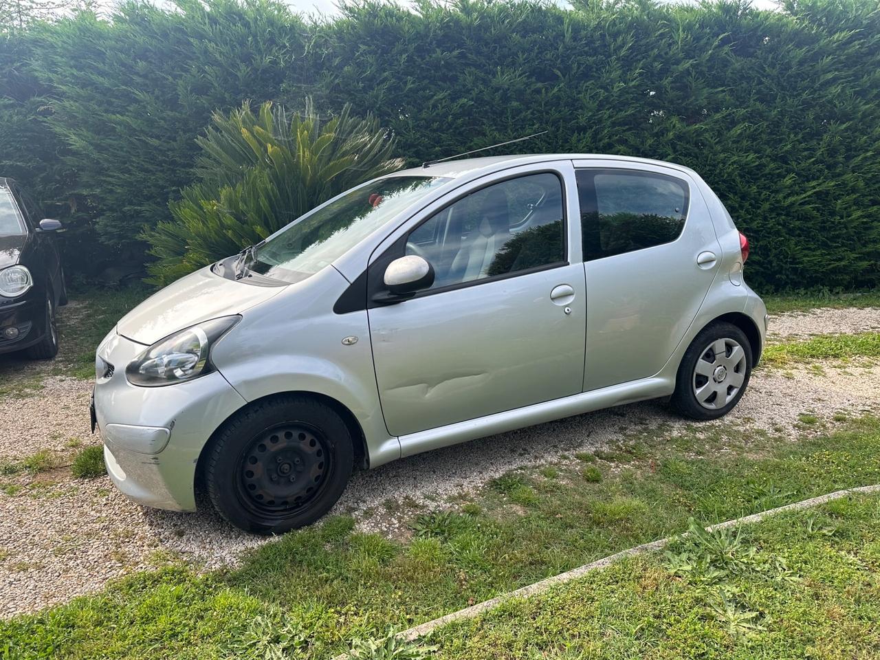 Toyota Aygo 1.0 12V VVT-i 5 porte