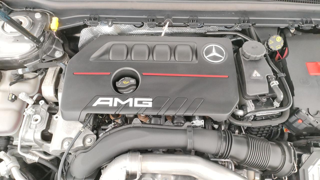 Mercedes-Benz A AMG 35 Premium AMG 4matic auto