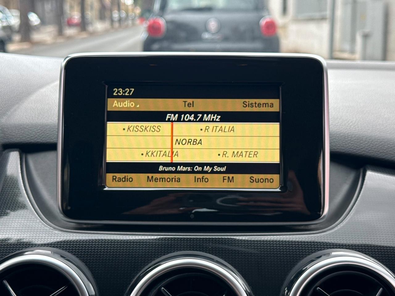Mercedes B 180CDI BlueEFFICIENCY Executive - 2012