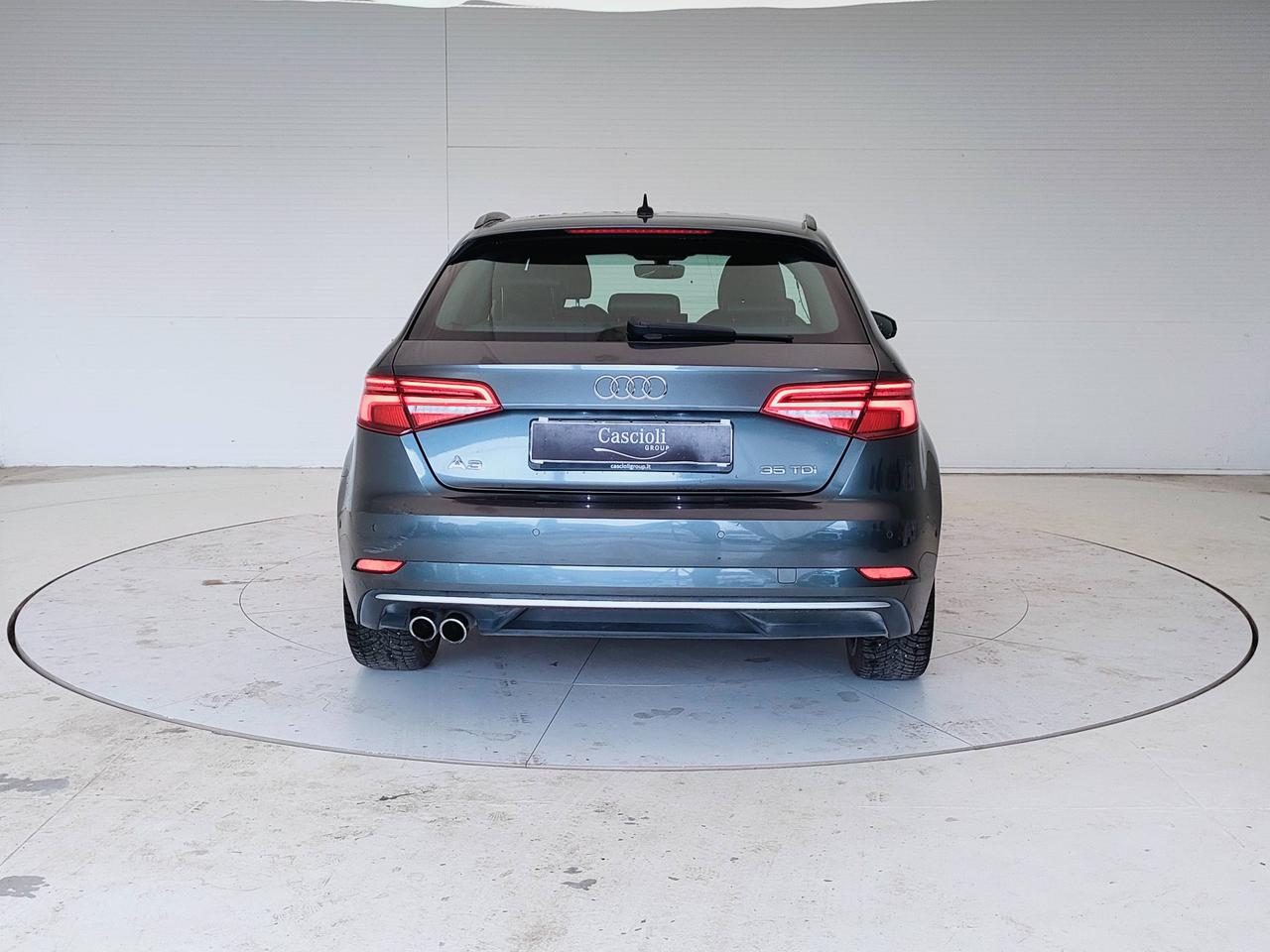 AUDI A3 III 2016 Sportback - A3 Sportback 35 2.0 tdi Sport 150cv s-tronic 7m