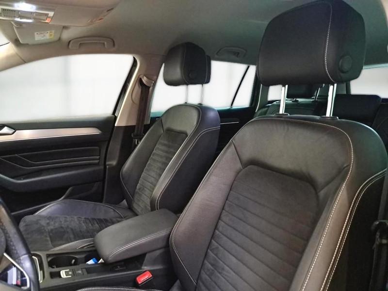VOLKSWAGEN PASSAT VARIANT 2.0 TDI SCR 140KW 4MOTION EXECUTIVE BMT DSG 5 PORTE STATION WAGON