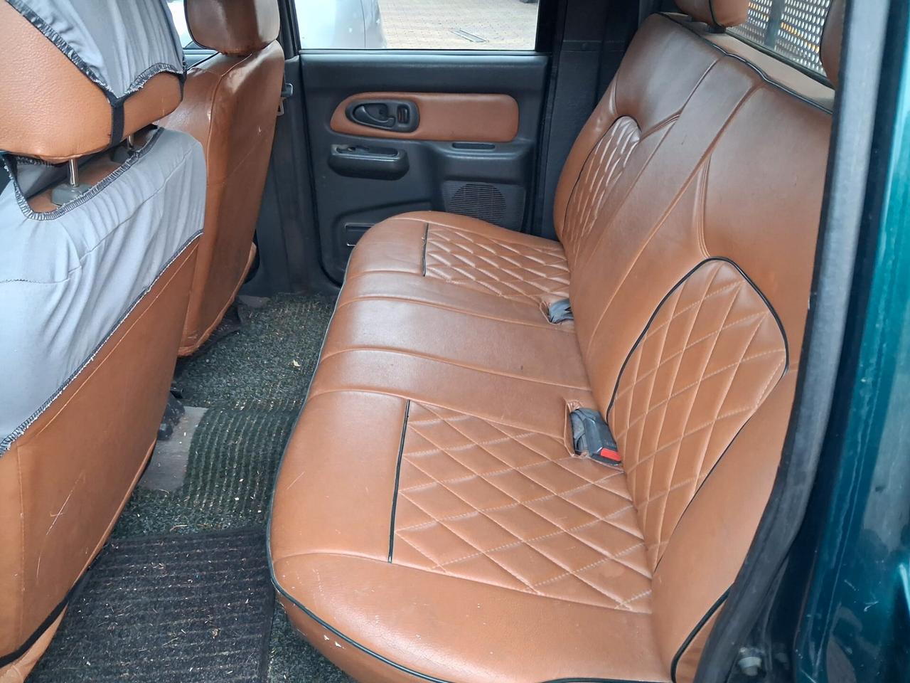 Mitsubishi L200 2.5 TDI 4WD Double Cab Pick-up GLX