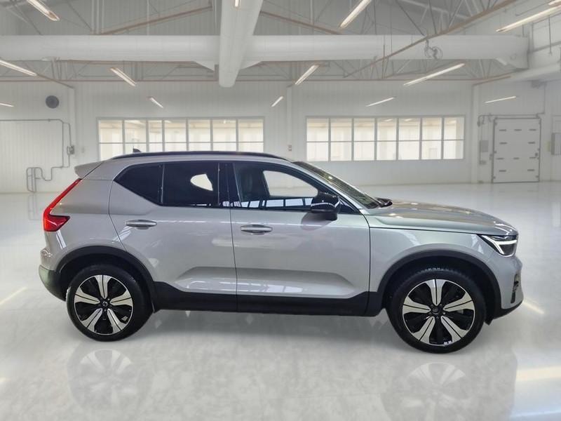 VOLVO XC40 RECHARGE TWIN PLUS SUV