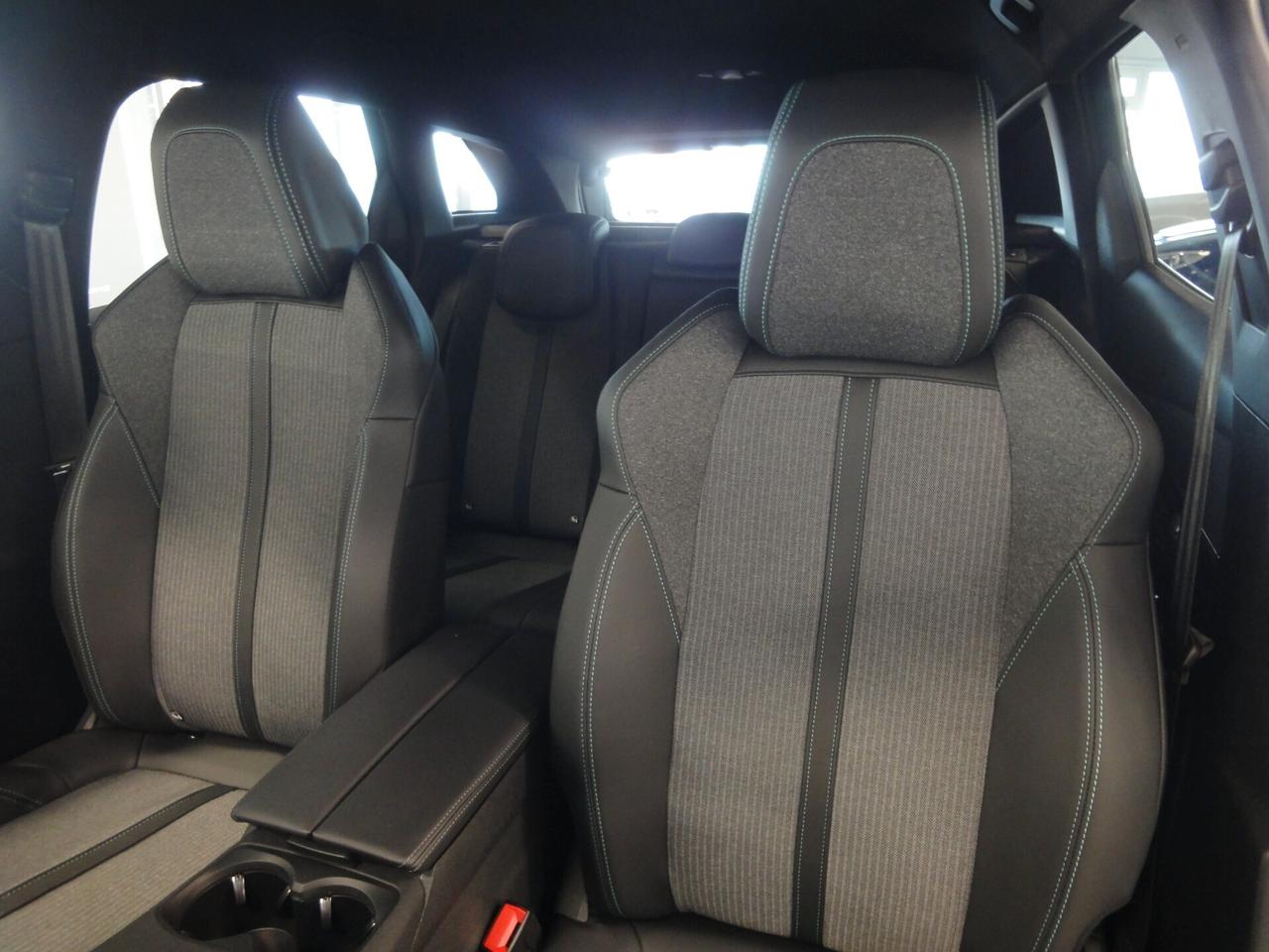 Peugeot 3008 BlueHDi 130cv EAT8 Allure Pack Grip Control