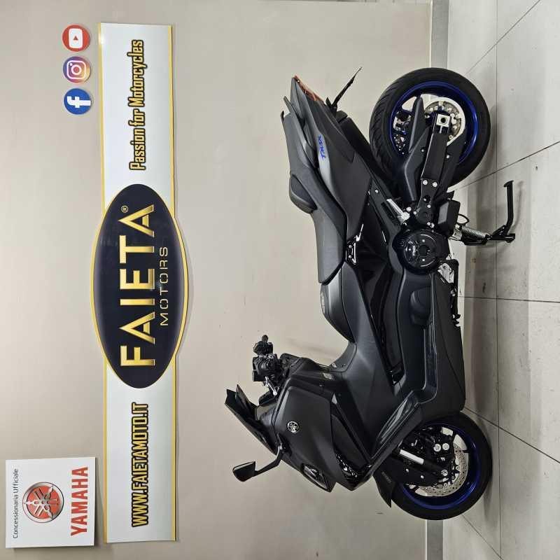 Yamaha T-Max 560 - 2024