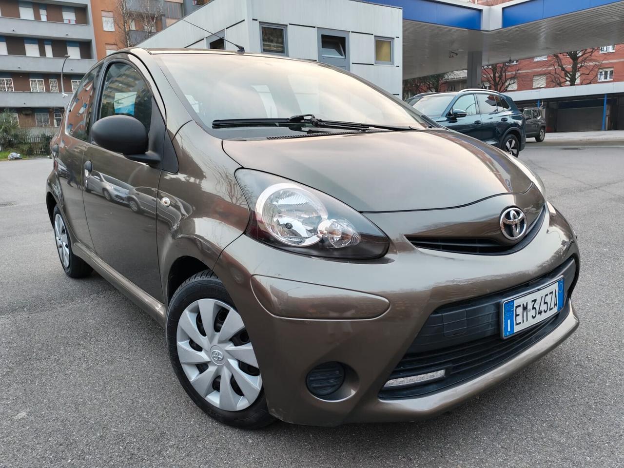 Toyota Aygo - FRIZIONE NUOVA !!!