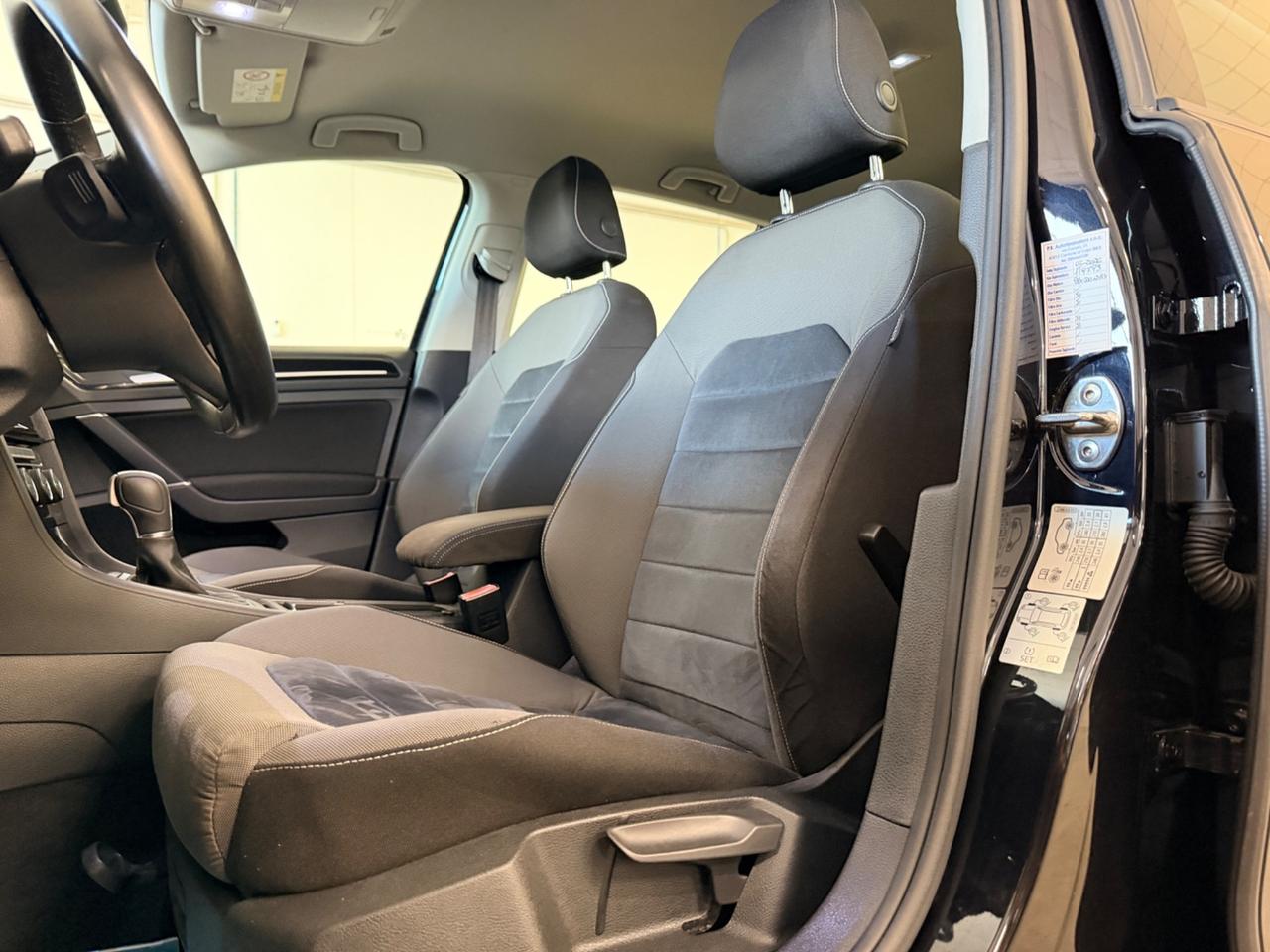 Volkswagen Golf Variant 1.4 TGI DSG Highline BlueMotion