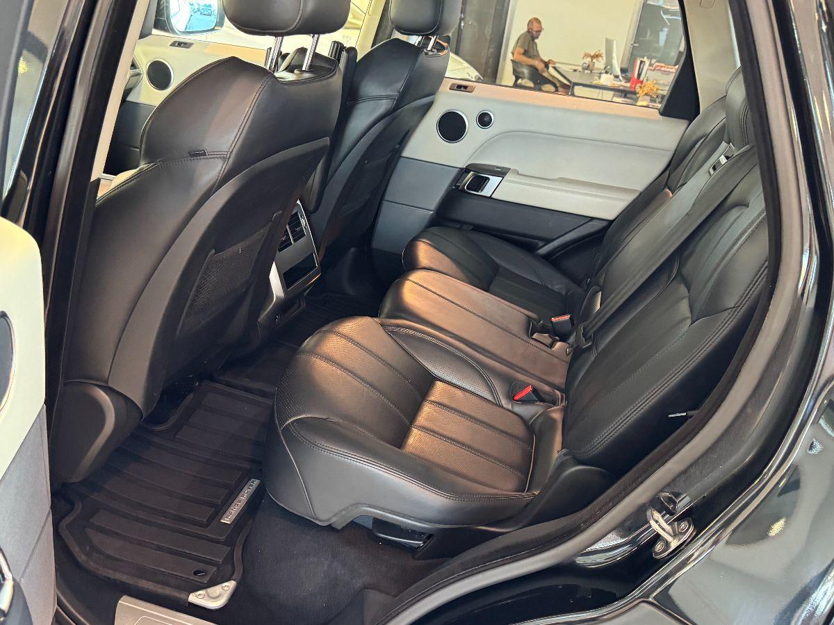 LAND ROVER Range Rover Sport 3.0 TDV6 HSE Dynamic
