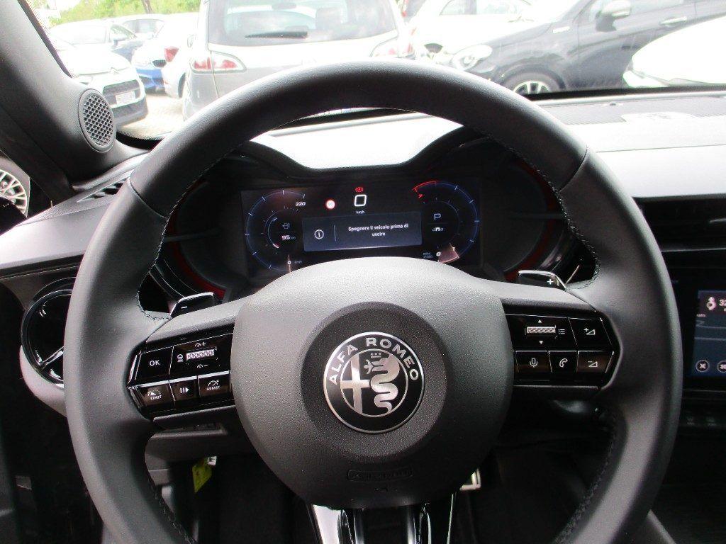 Alfa Romeo Junior 1.2 136 CV Hybrid eDCT6 Speciale
