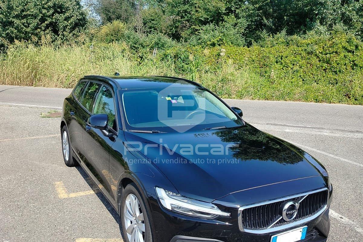 VOLVO V60 B3 Geartronic Momentum Business