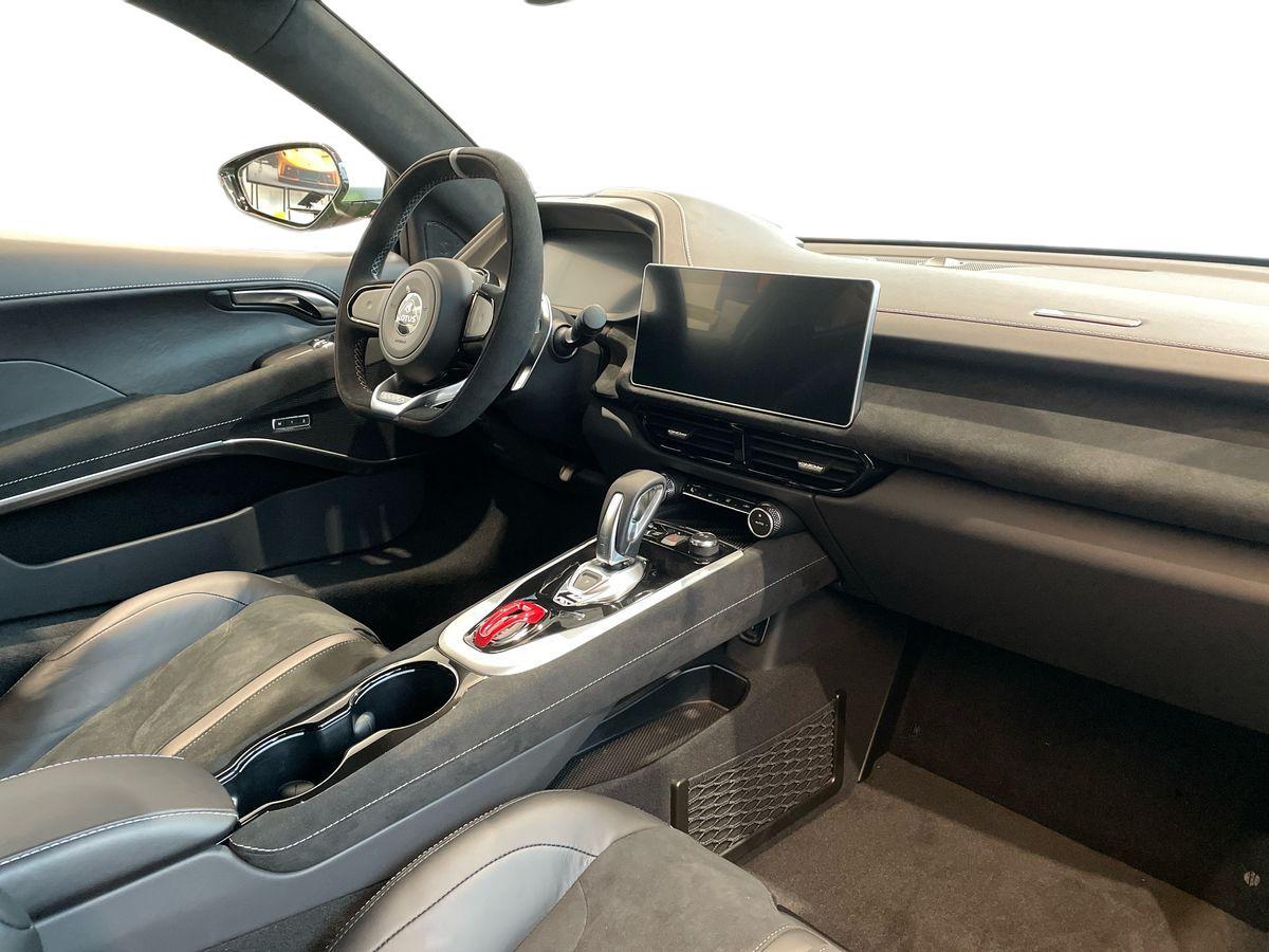 LOTUS EMIRA TURBO SE RACING LINE