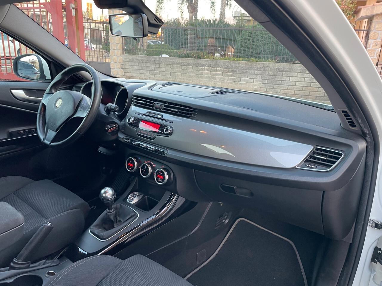 ALFA ROMEO Giulietta 1.6 JTDm-2 105CV DISTINCTIVE