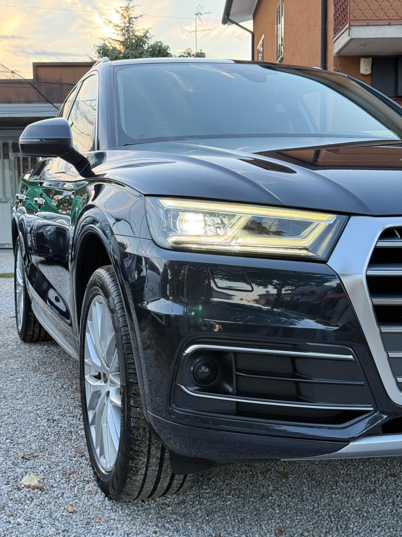 Audi Q5 2.0 TDI quattro S tronic line plus