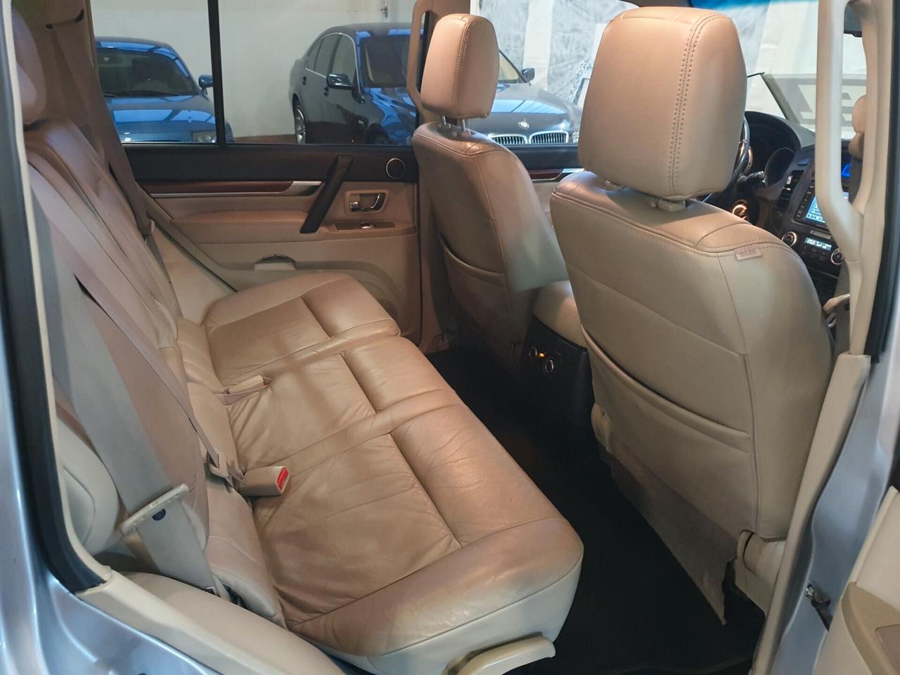 Mitsubishi Pajero 3.2 DI-D 16V 170cv 7p 2008