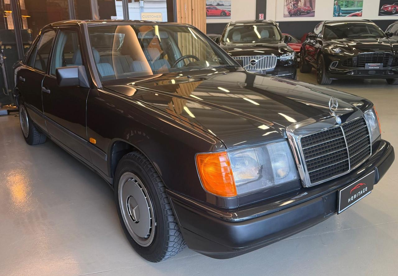 Mercedes-benz E 200 (124) Manuale / ASI Tetto Apribile