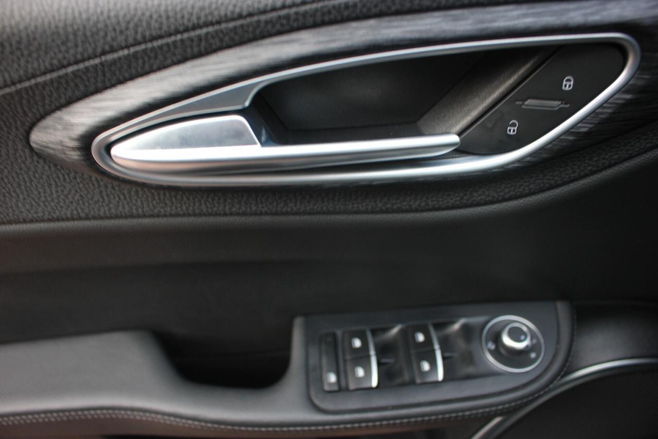 Giulia 160cv-at8*PREZZO VERO*tagliando alfa-unipro